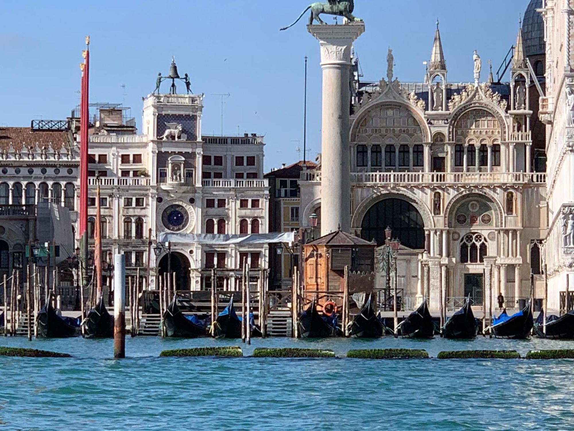 Lovenice Center Liebeshotel Venedig