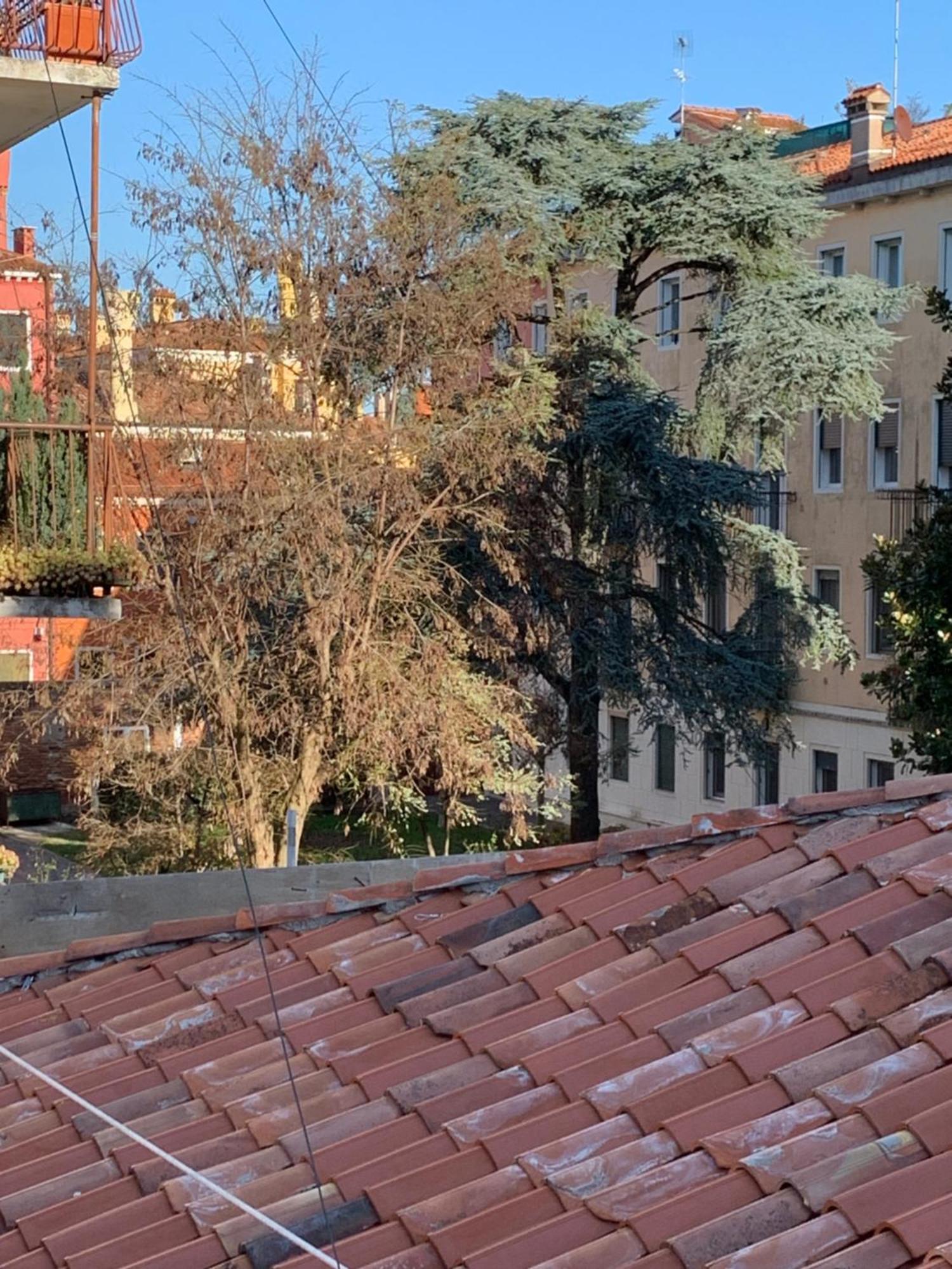 Liebeshotel Lovenice Center